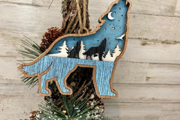 Wolf christmas tree ornament